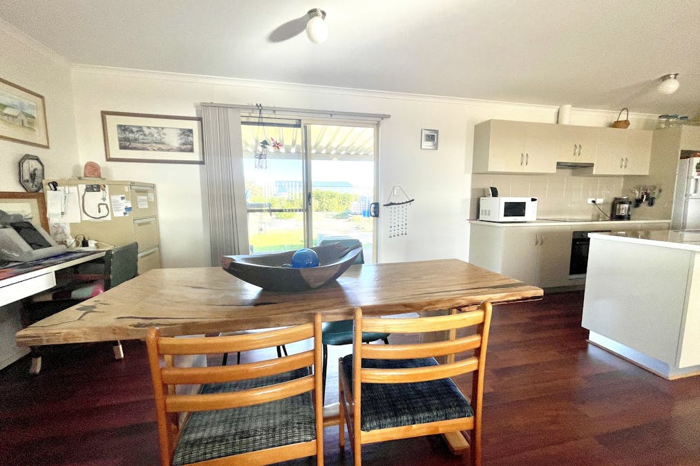 27 Bosanquet Boulevard, Ceduna Waters, SA, 5690 - Image 10