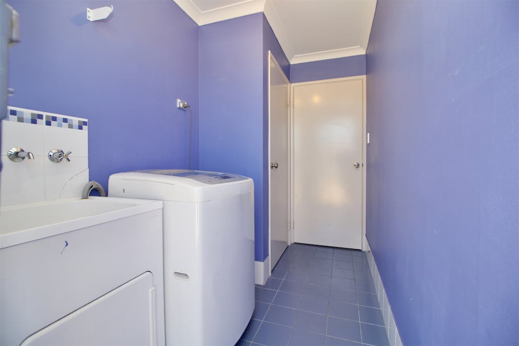 7 Wincanton Chase, Leda, WA, 6170 - Image 12