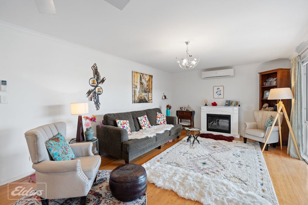 24 ALEXANDRINA Drive, Clayton Bay, SA, 5256 - Image 6
