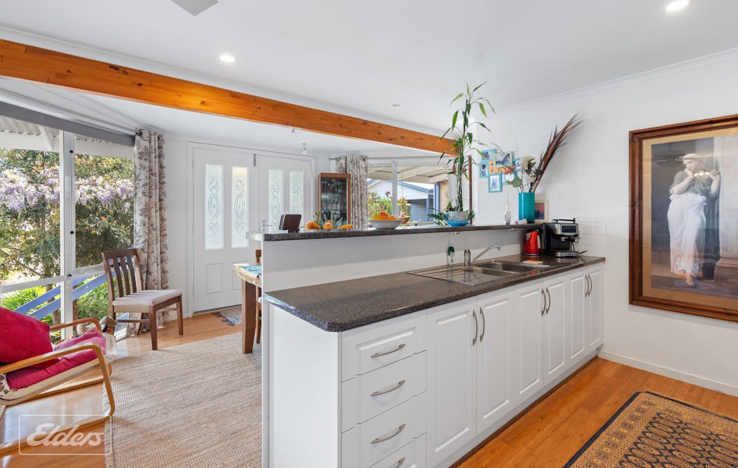 24 ALEXANDRINA Drive, Clayton Bay, SA, 5256 - Image 7