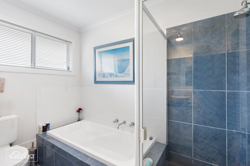 24 ALEXANDRINA Drive, Clayton Bay, SA, 5256 - Image 12
