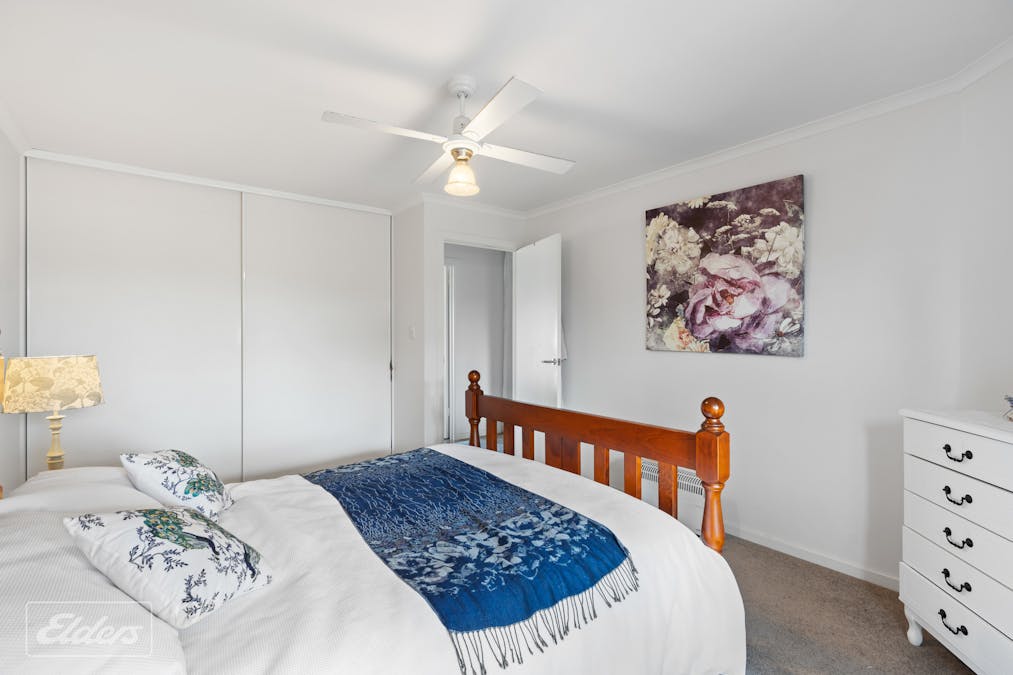 24 ALEXANDRINA Drive, Clayton Bay, SA, 5256 - Image 9