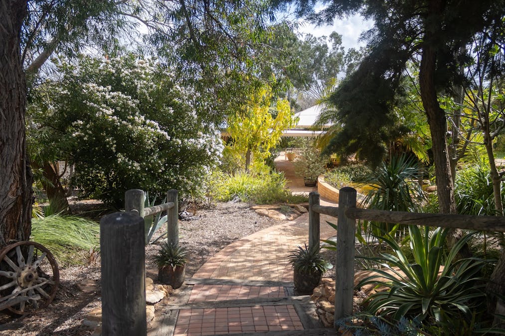 2 South Avenue, Merredin, WA, 6415 - Image 3