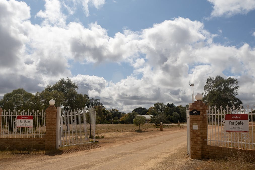 2 South Avenue, Merredin, WA, 6415 - Image 1