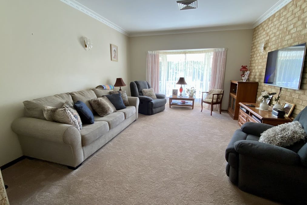 2 South Avenue, Merredin, WA, 6415 - Image 6
