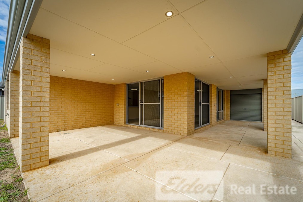 47  Calooli Grove, Golden Bay, WA, 6174 - Image 2