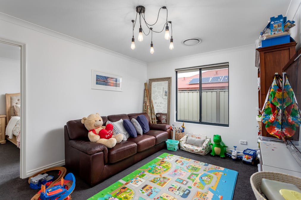 14 Solstice Way, Australind, WA, 6233 - Image 11