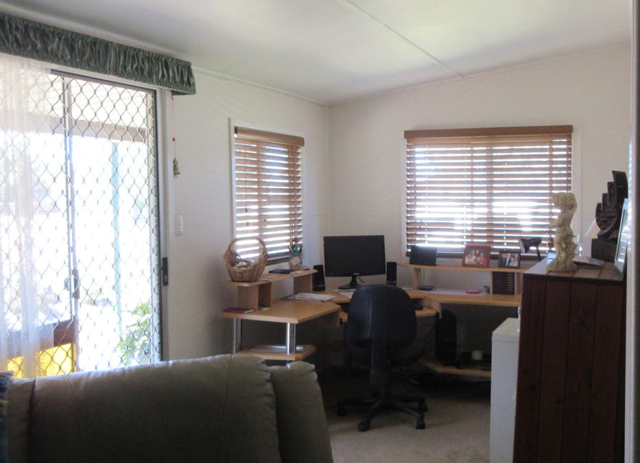 10 Gibson Street, Meandarra, QLD, 4422 - Image 9