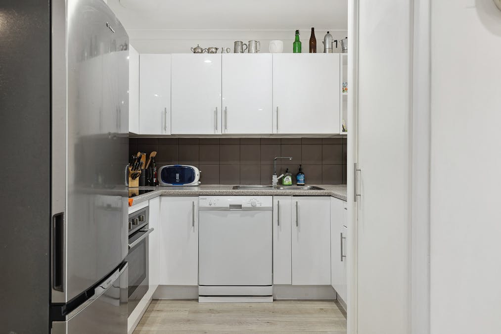 9/98 Simpson Avenue, Rockingham, WA, 6168 - Image 8