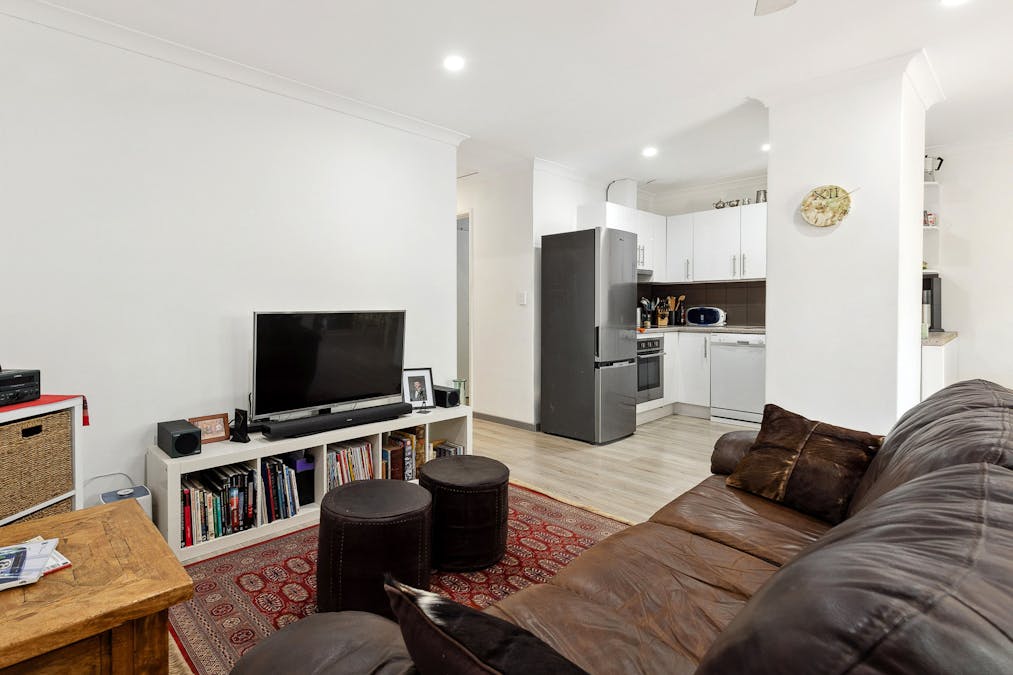 9/98 Simpson Avenue, Rockingham, WA, 6168 - Image 7