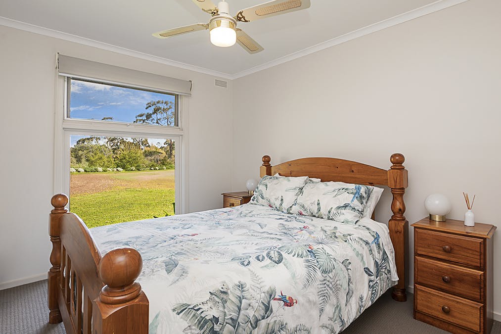 8242 Hamilton Highway, Hamilton, VIC, 3300 - Image 7