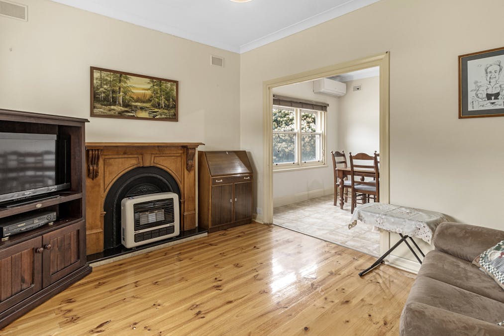 9 Bright Street, Clare, SA, 5453 - Image 4