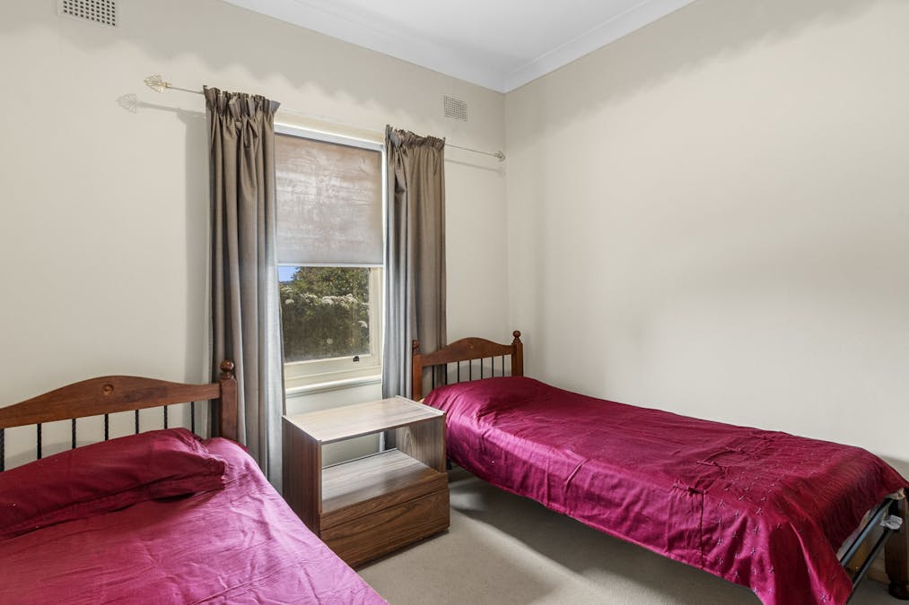 9 Bright Street, Clare, SA, 5453 - Image 11