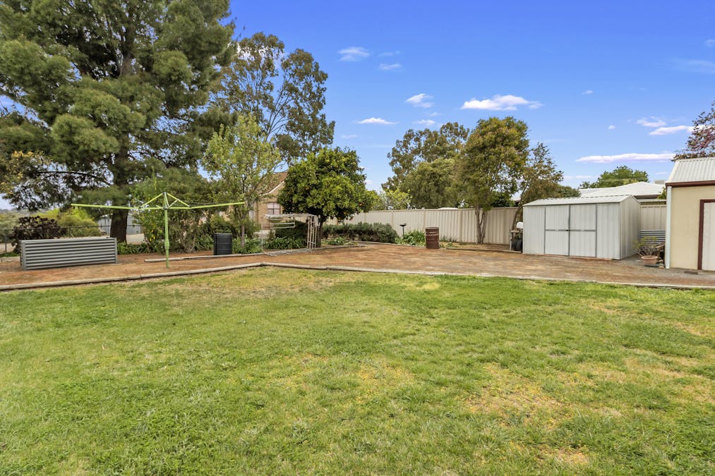 9 Bright Street, Clare, SA, 5453 - Image 18