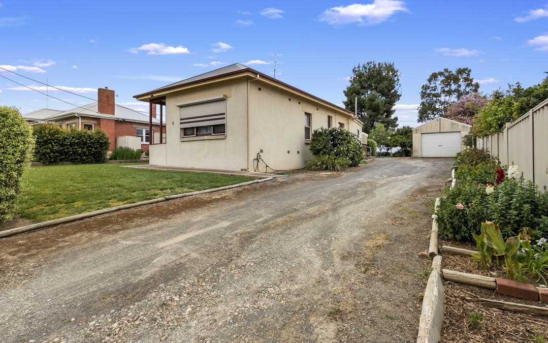 9 Bright Street, Clare, SA, 5453 - Image 16