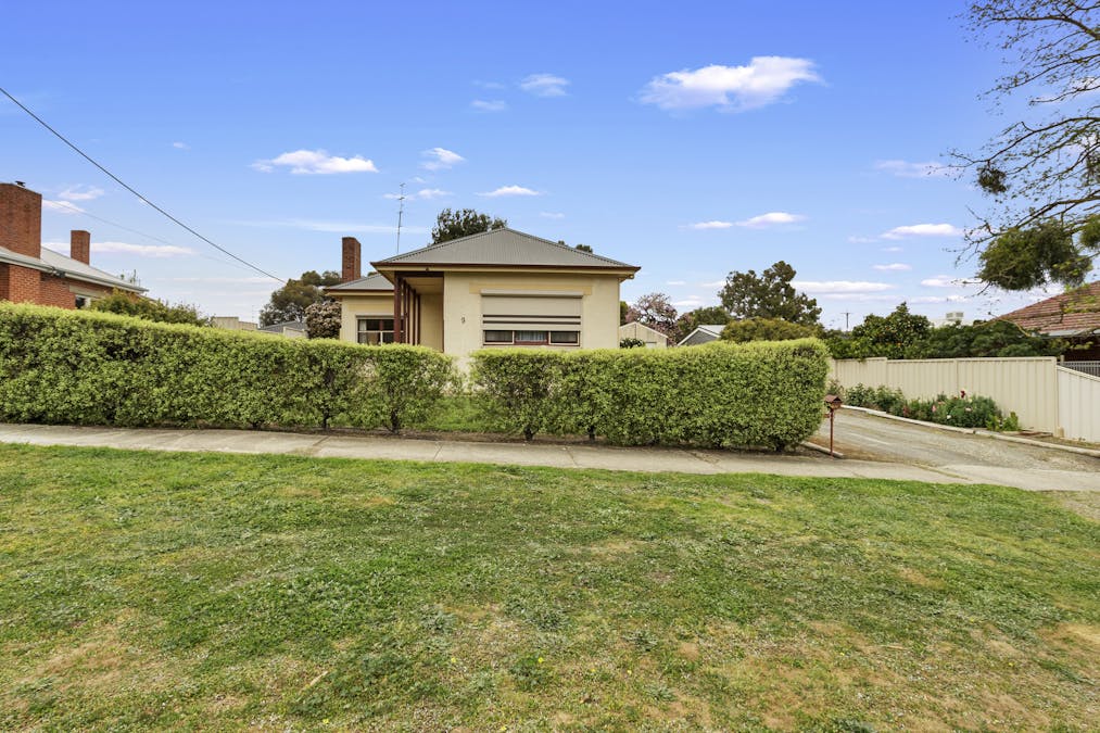 9 Bright Street, Clare, SA, 5453 - Image 2