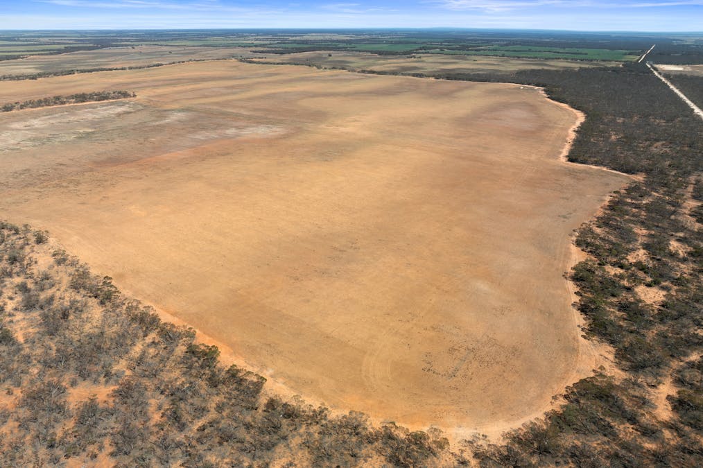 1719 New Well Centre Road, New Well, SA, 5357 - Image 13