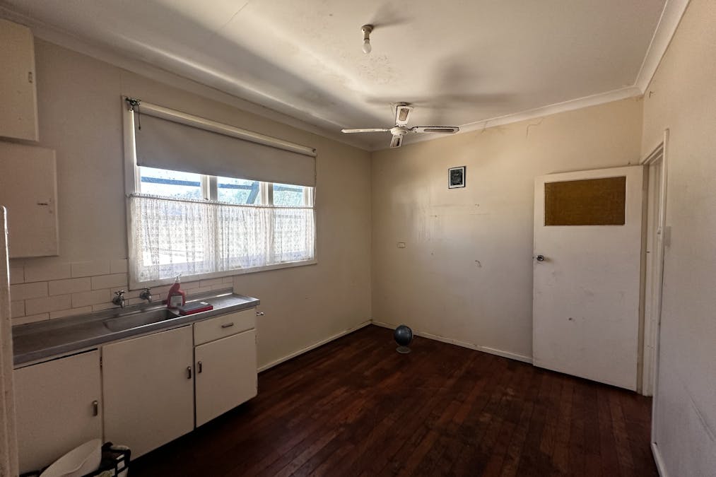 48 Fox Street, Narrogin, WA, 6312 - Image 4