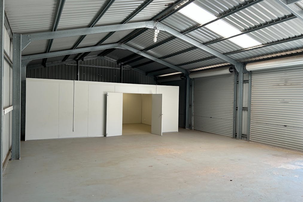 19 Dandaragan Street, Moora, WA, 6510 - Image 9