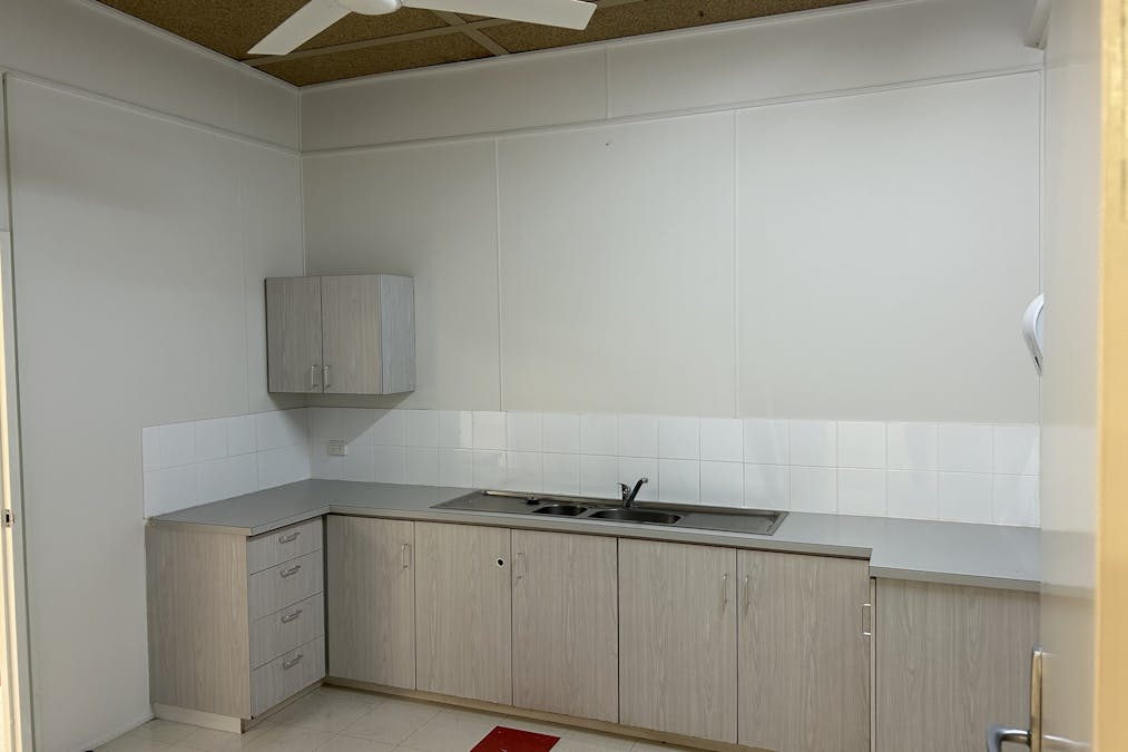19 Dandaragan Street, Moora, WA, 6510 - Image 7
