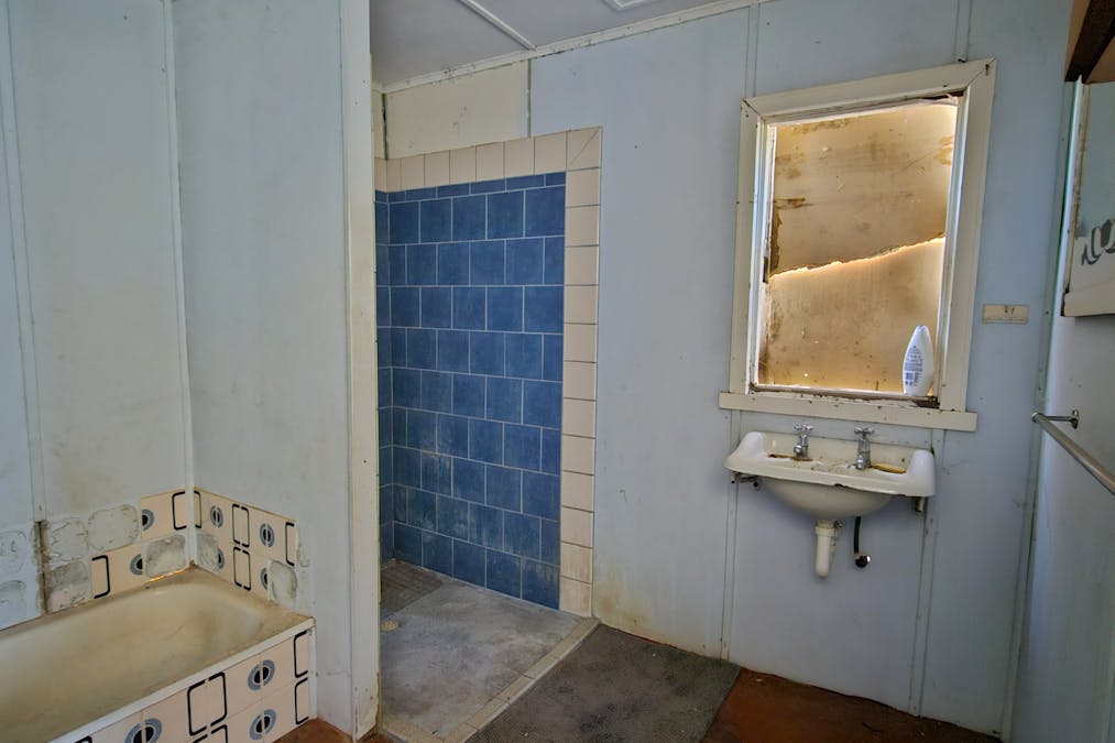 20 Ada Street, Narembeen, WA, 6369 - Image 15