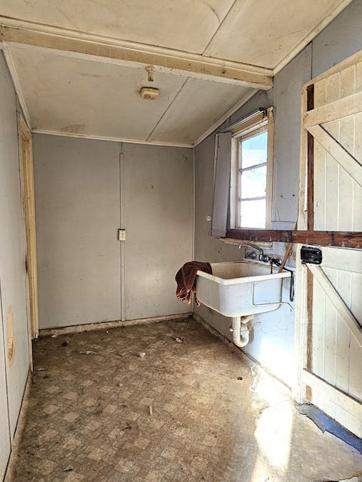 2A Northmore Street, Narembeen, WA, 6369 - Image 11