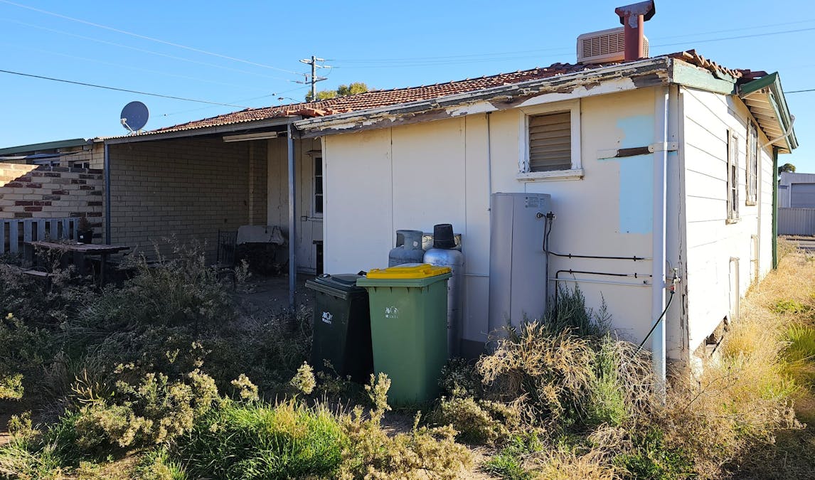 2A Northmore Street, Narembeen, WA, 6369 - Image 14