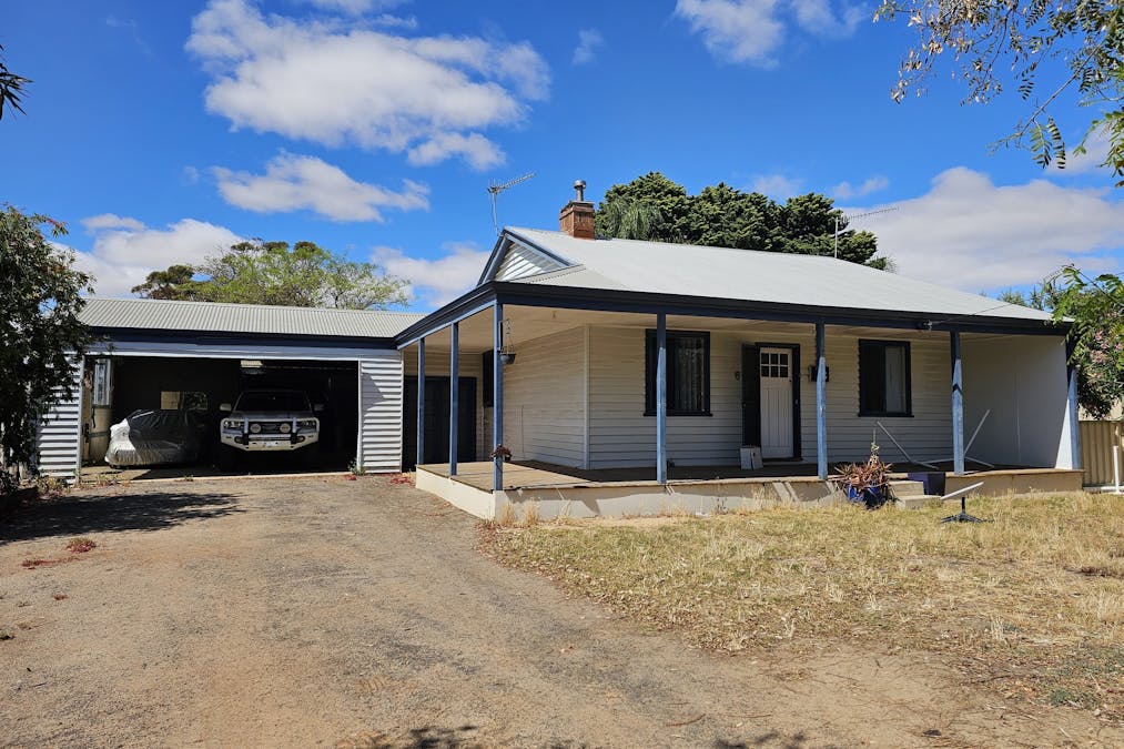 6 Wright Place, Lake Grace, WA, 6353 - Image 2