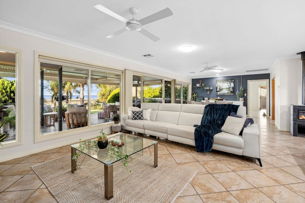 17293 Sturt Highway, Barmera, SA, 5345 - Image 6