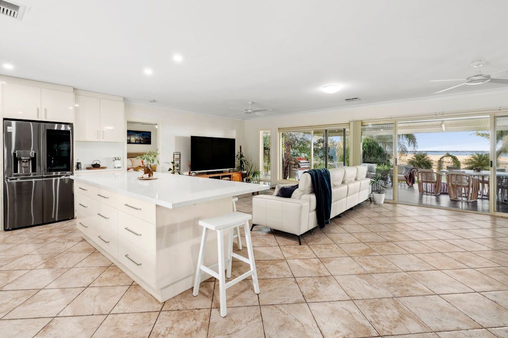 17293 Sturt Highway, Barmera, SA, 5345 - Image 7