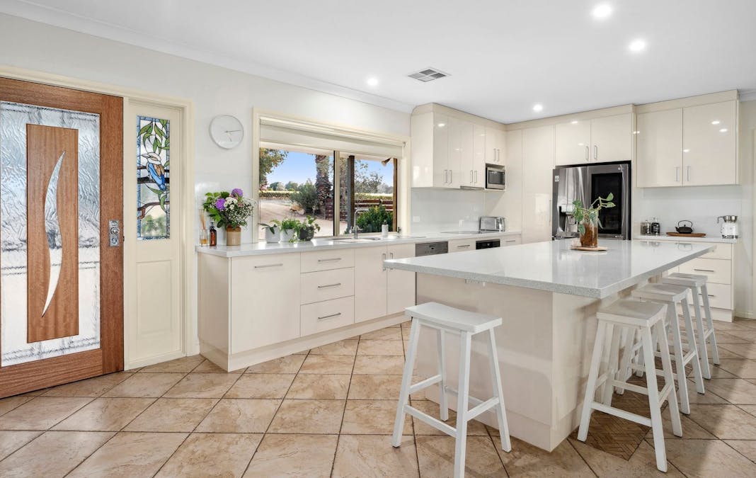 17293 Sturt Highway, Barmera, SA, 5345 - Image 8
