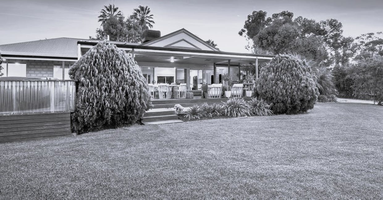 17293 Sturt Highway, Barmera, SA, 5345 - Image 1