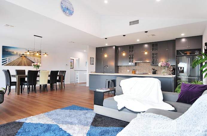 1 Ti-Tree Close, Robe, SA, 5276 - Image 1