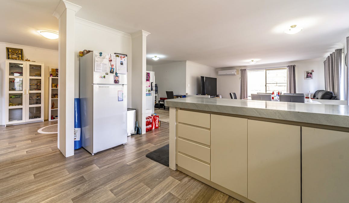 6 Glamis Court, Orelia, WA, 6167 - Image 13