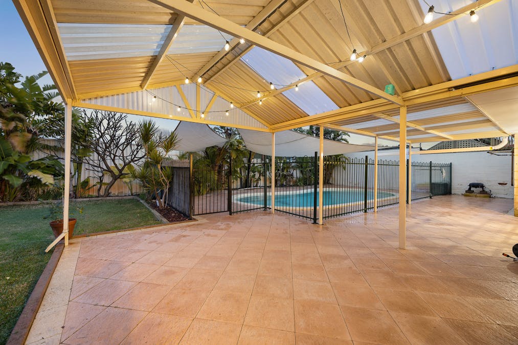 98 Donald Drive, Safety Bay, WA, 6169 - Image 23