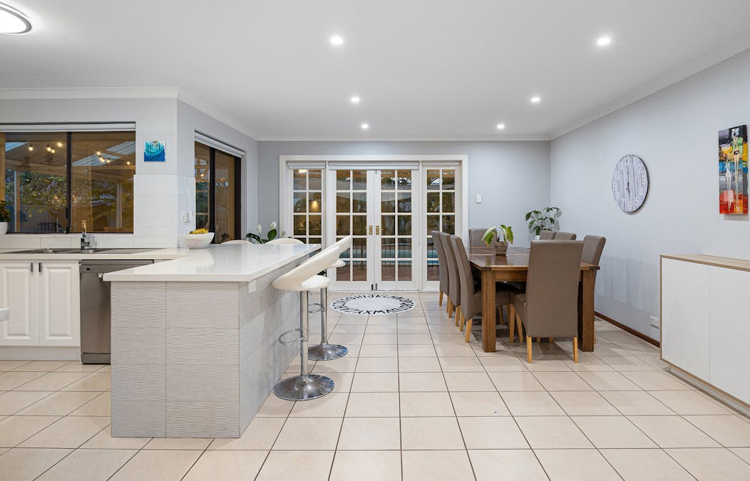 98 Donald Drive, Safety Bay, WA, 6169 - Image 11