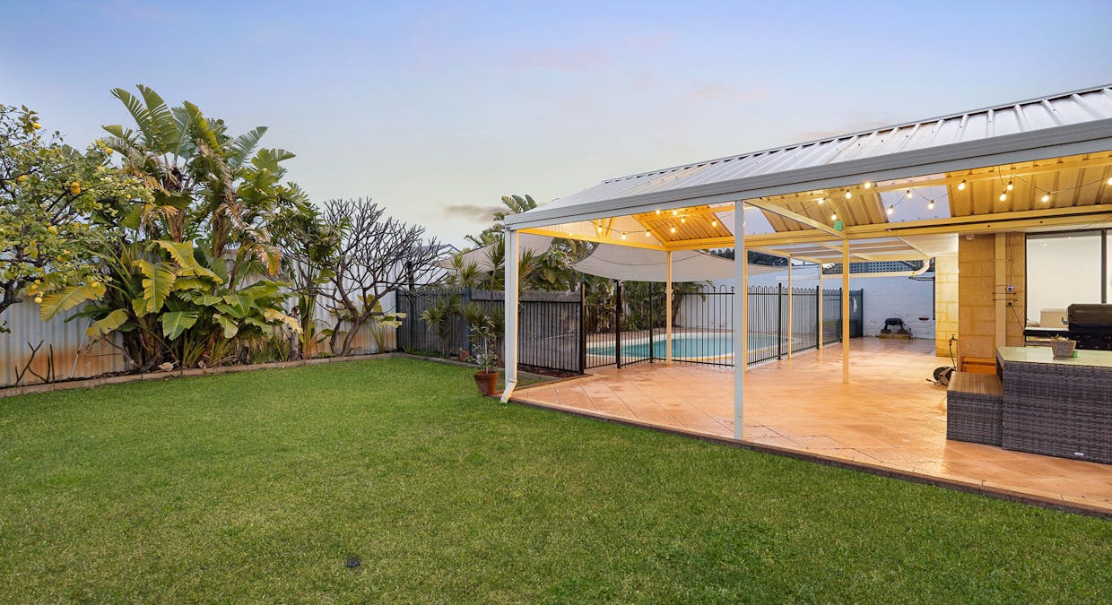 98 Donald Drive, Safety Bay, WA, 6169 - Image 1