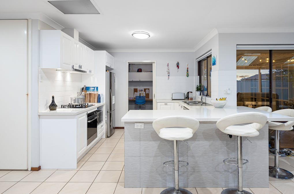98 Donald Drive, Safety Bay, WA, 6169 - Image 12