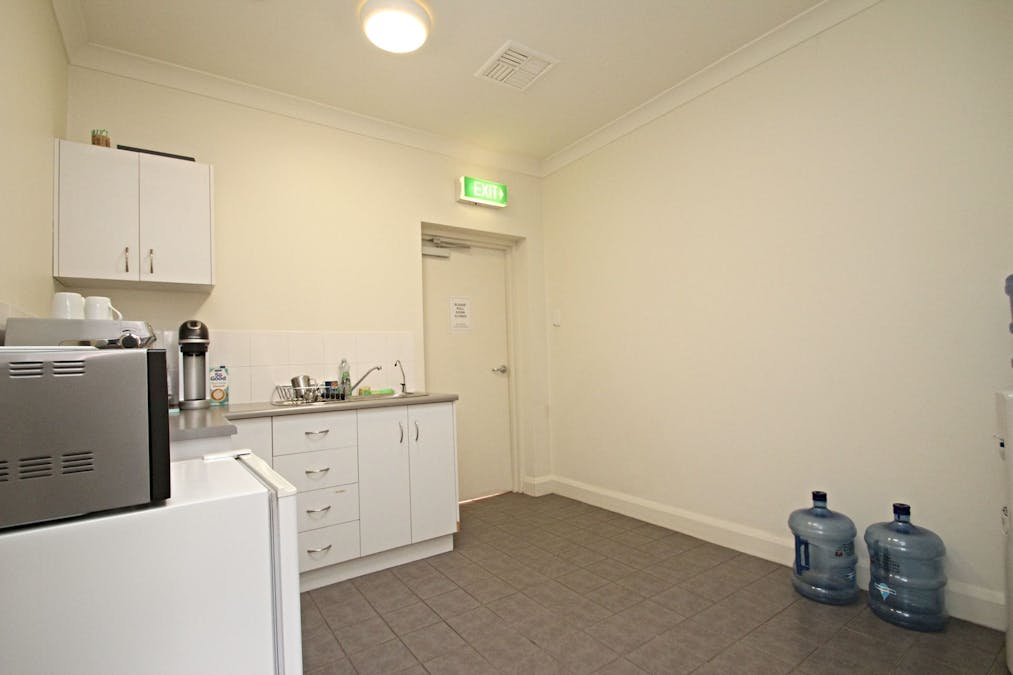 177 Main North Road, Clare, SA, 5453 - Image 16