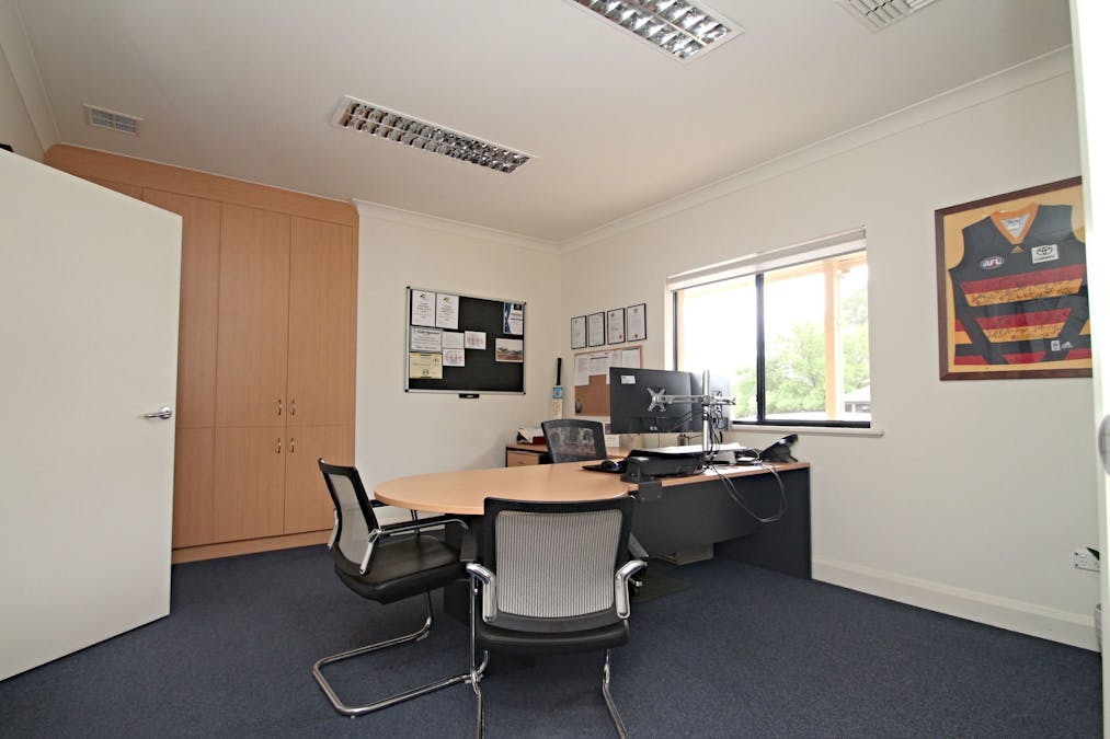 177 Main North Road, Clare, SA, 5453 - Image 9