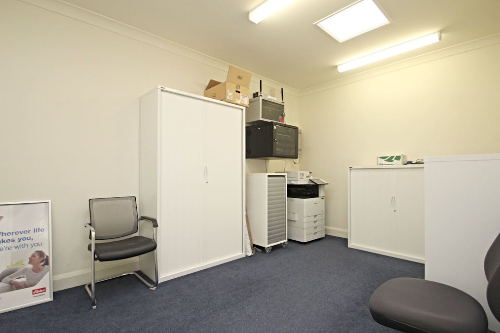 177 Main North Road, Clare, SA, 5453 - Image 17