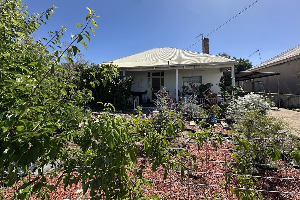 75 Beaufort Street, Katanning, WA, 6317 - Image 1