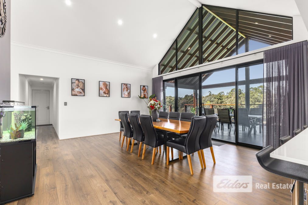 18 Foster Street, Collie, WA, 6225 - Image 20