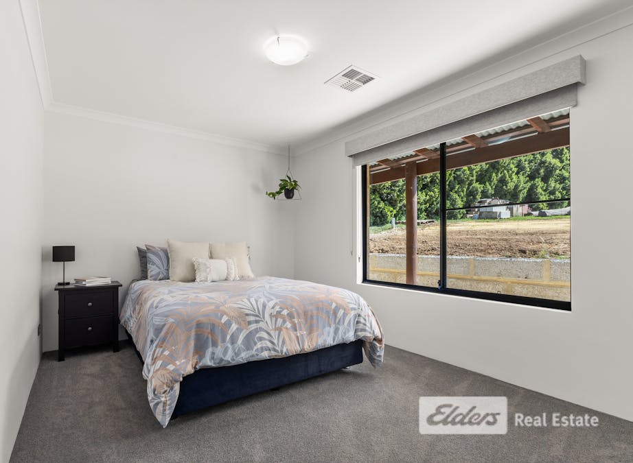 18 Foster Street, Collie, WA, 6225 - Image 28