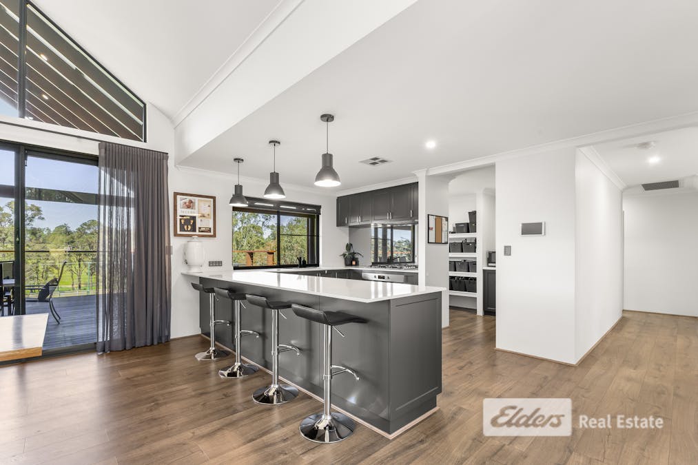 18 Foster Street, Collie, WA, 6225 - Image 12