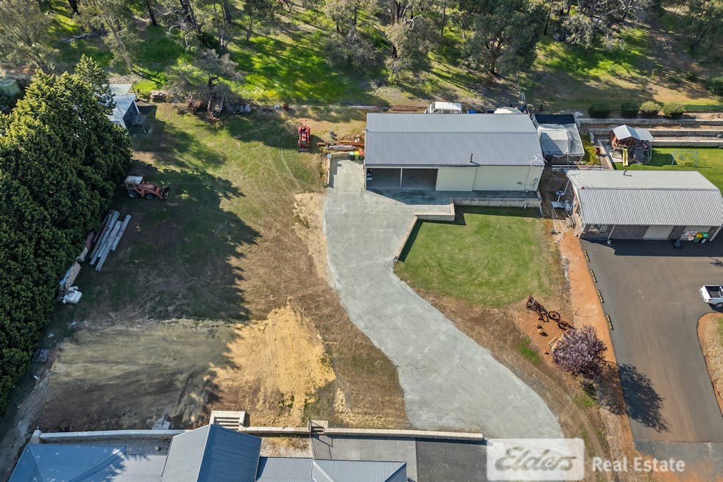 18 Foster Street, Collie, WA, 6225 - Image 29