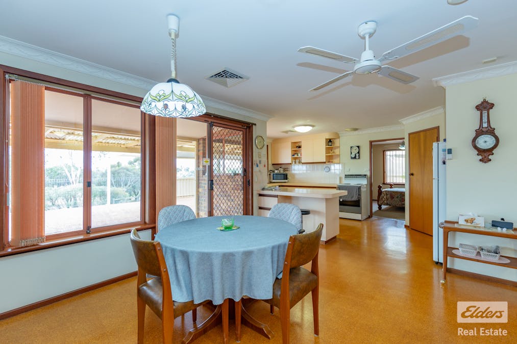 112 Goomalling Road, Northam, WA, 6401 - Image 11
