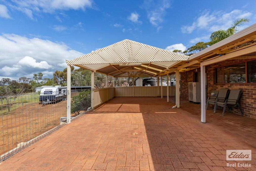 112 Goomalling Road, Northam, WA, 6401 - Image 32