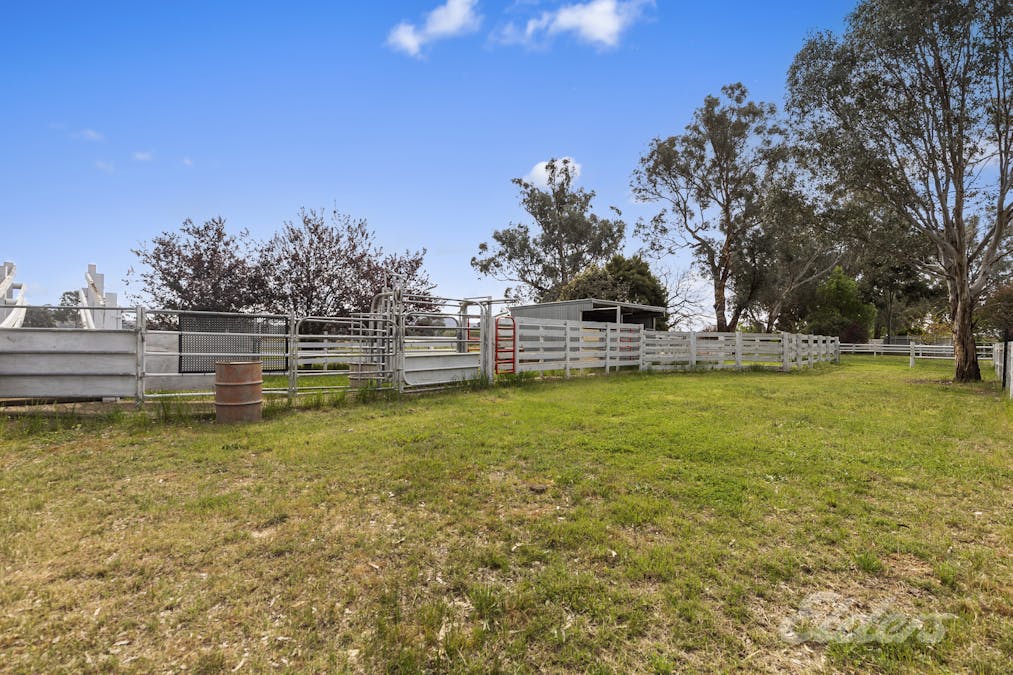23 Twamleys Lane, Laceby, VIC, 3678 - Image 12
