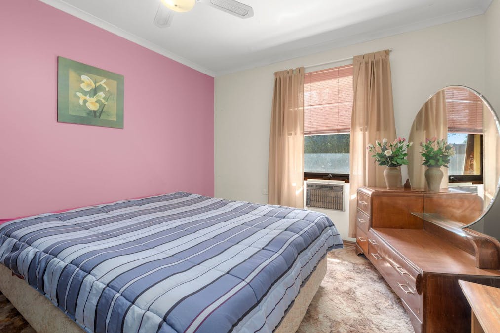 5 Mildura Street, Renmark, SA, 5341 - Image 9